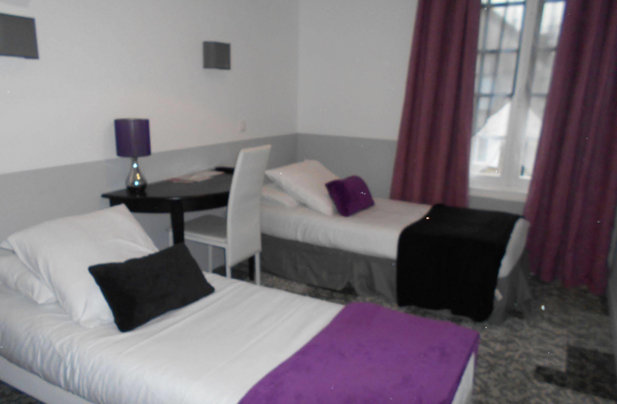 Hotel La Capitainerie Châteauneuf-sur-Loire Exteriör bild