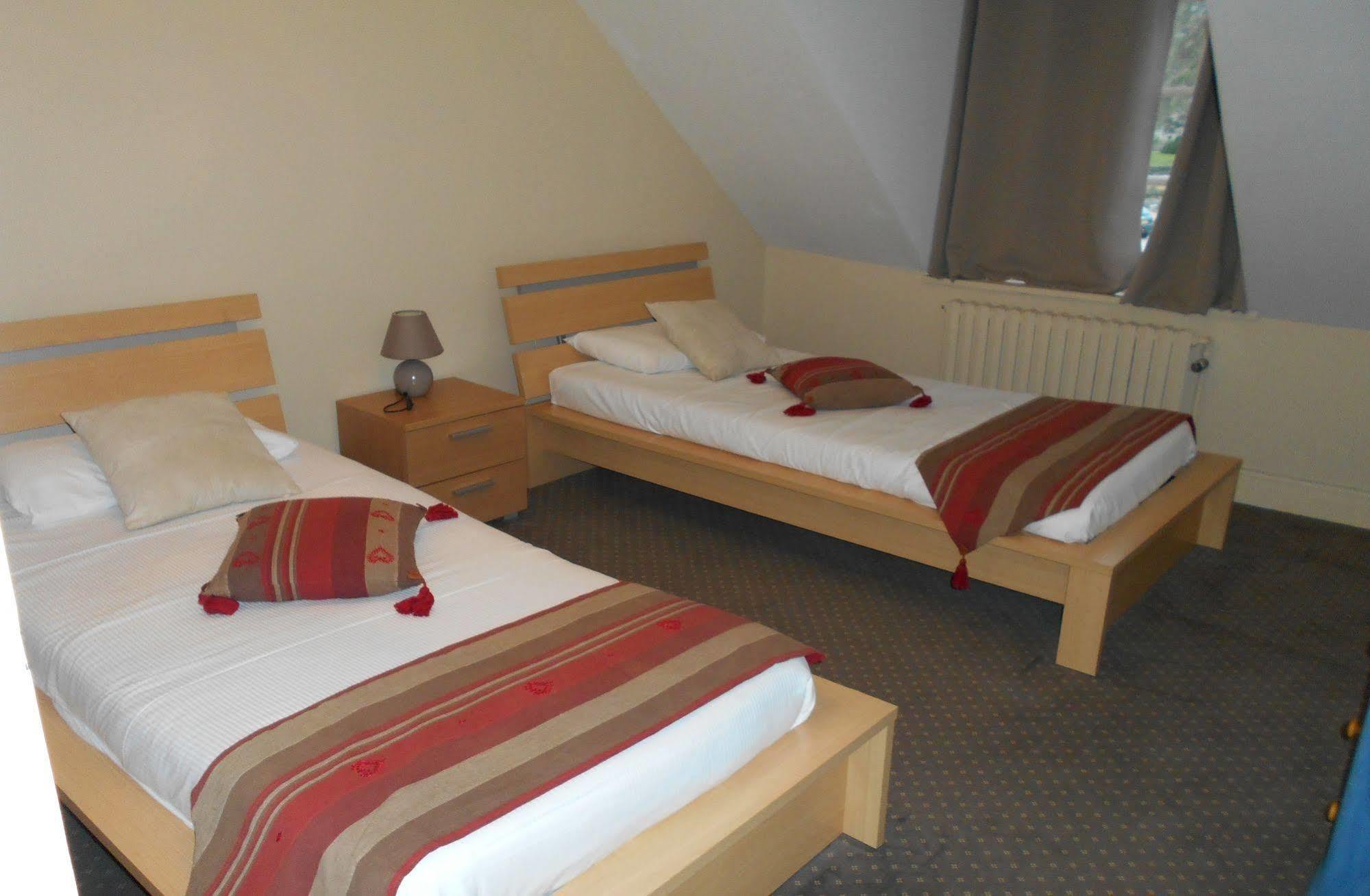 Hotel La Capitainerie Châteauneuf-sur-Loire Exteriör bild
